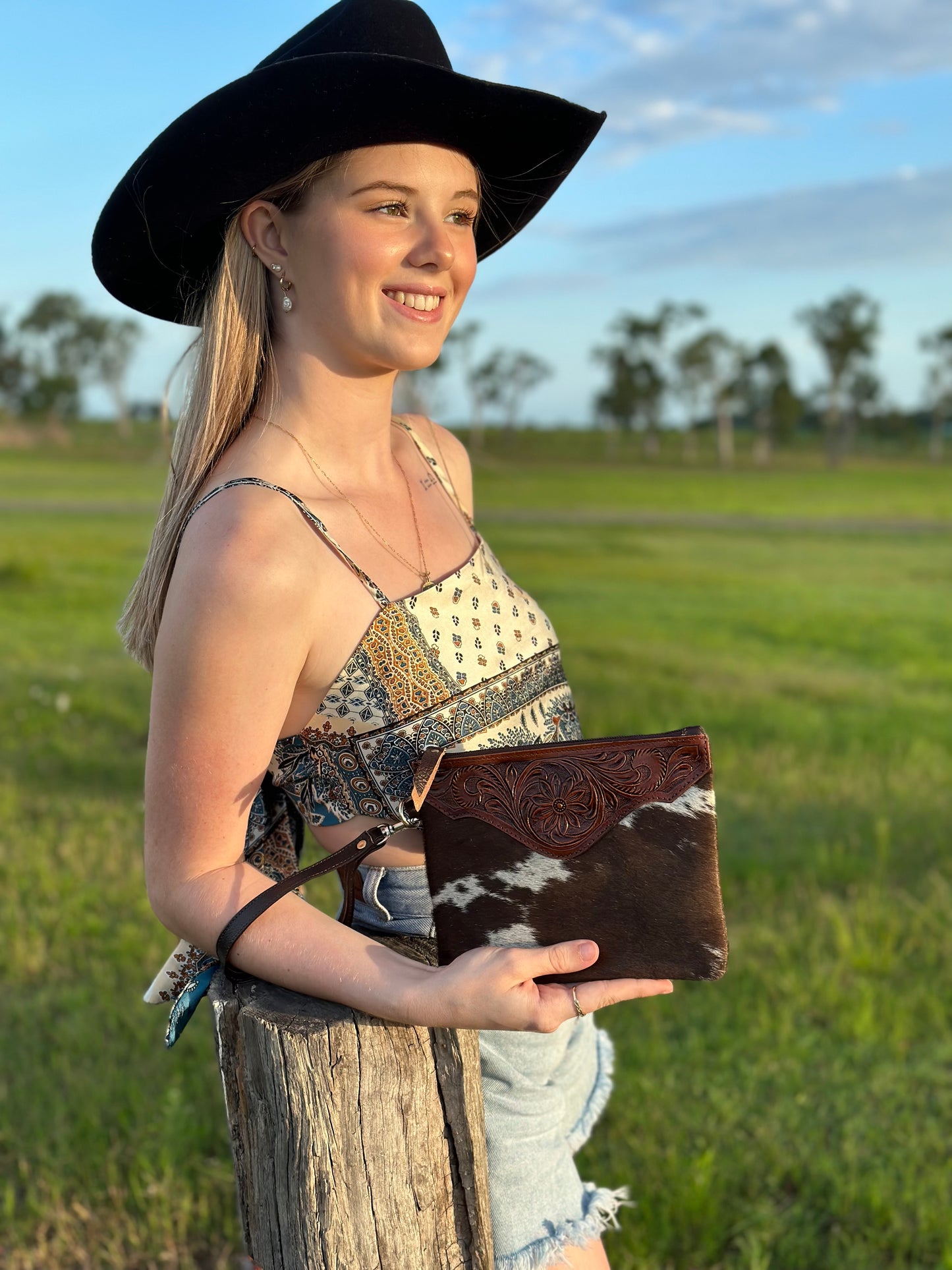 WILLOW - Tooled Cowhide Clutch #18