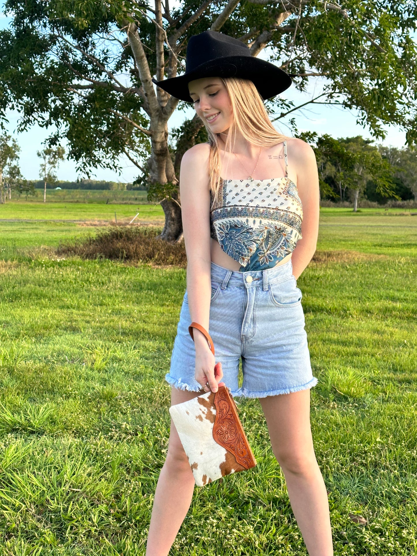 WILLOW - Tooled Cowhide Clutch #19